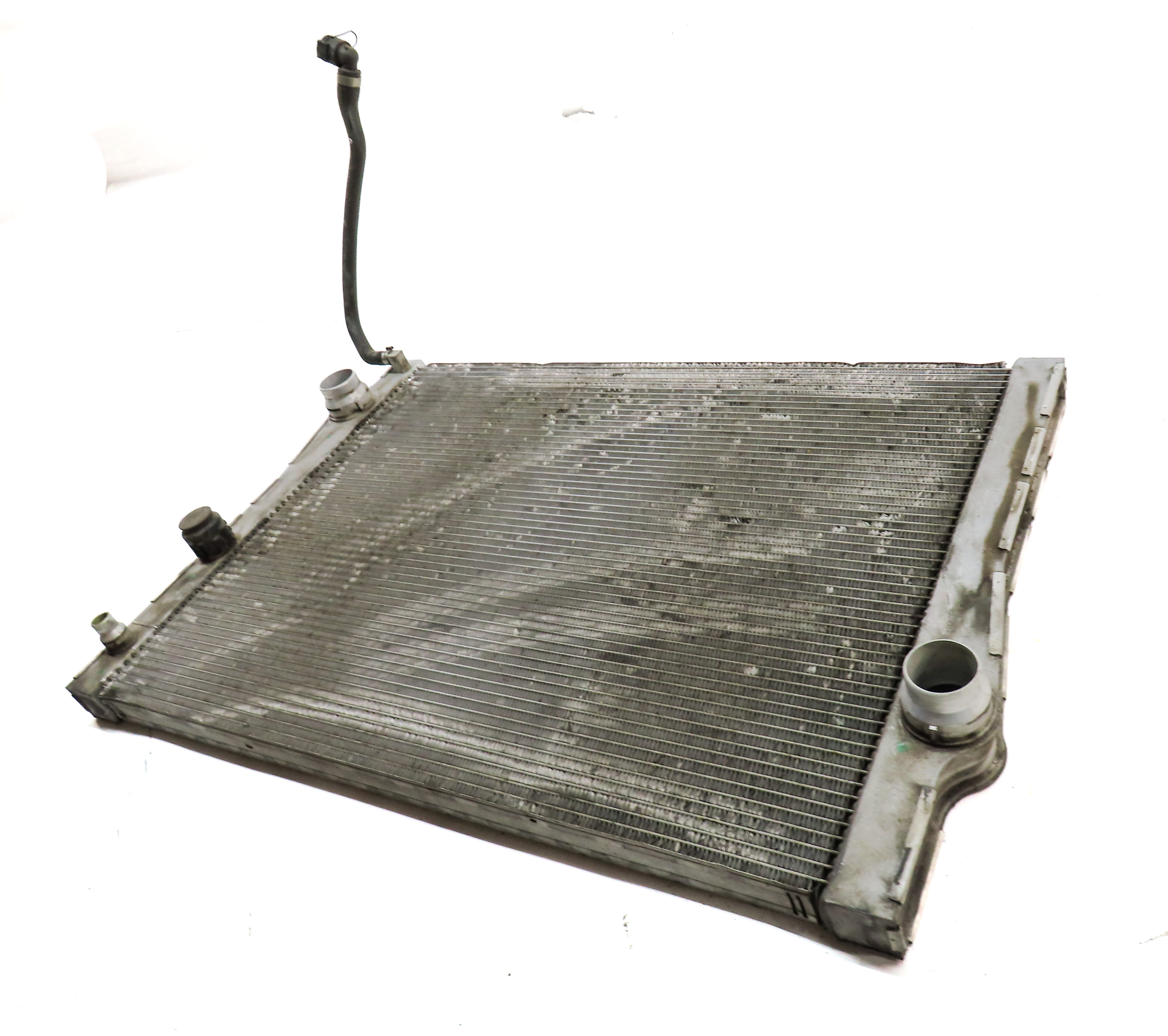 2014-2016 BMW X5 X6 (F15 F16) 2.0L / 3.0L ENGINE A/T MAIN PRIMARY RADIATOR — exact item pictured